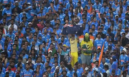 1.25 மில்லியன் ரசிகர்கள்: சாதனை படைத்த உலகக் கோப்பை தொடர்