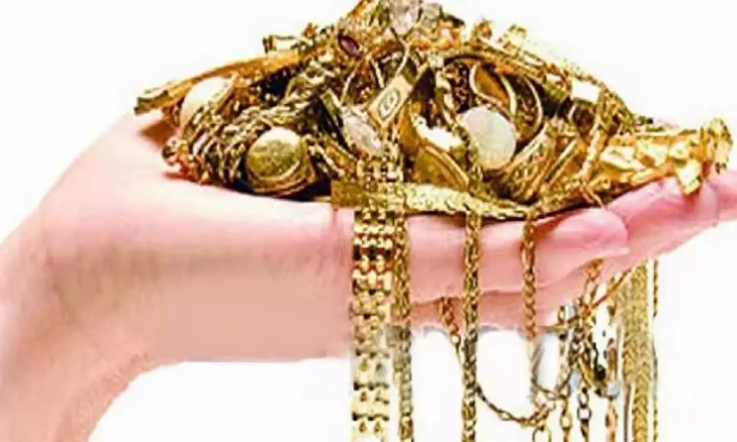 தங்க முலாம் பூசிய செம்பு நகை கொடுத்து ரூ.4.35 லட்சம் மோசடி தங்க முலாம் பூசிய செம்பு நகை கொடுத்து ரூ.4.35 லட்சம் மோசடி