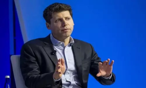 அந்தர்பல்டி அடித்த ஒபன்ஏஐ - சென்ற வேகத்தில் மீண்டும் சி.இ.ஓ.-வாக திரும்பிய சாம் ஆல்ட்மேன்