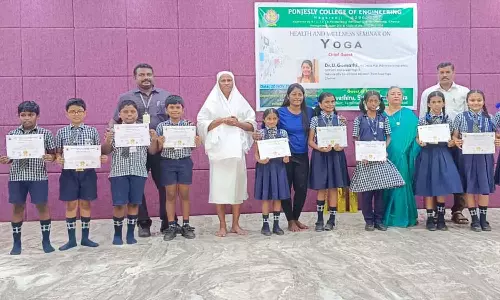 பொன்ஜெஸ்லி என்ஜினீயரிங் கல்லூரியில் மாணவர்களுக்கு யோகா பயிற்சி
