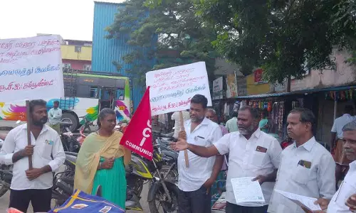 மடுகரையில் அடிப்படை வசதிகள் கோரி கையெழுத்து இயக்கம்