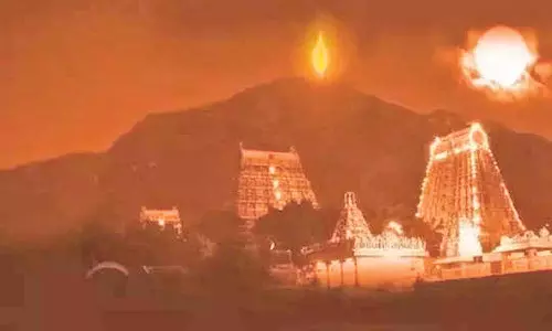 கீர்த்தி மிக்க திருக்கார்த்திகை தீபம்!