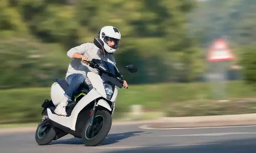 கொஞ்சம் பெருசா இருக்கும்.. வெயிட்டாவும் இருக்கும்.. லீக் ஆன ஏத்தர் ஸ்கூட்டர் விவரங்கள்..