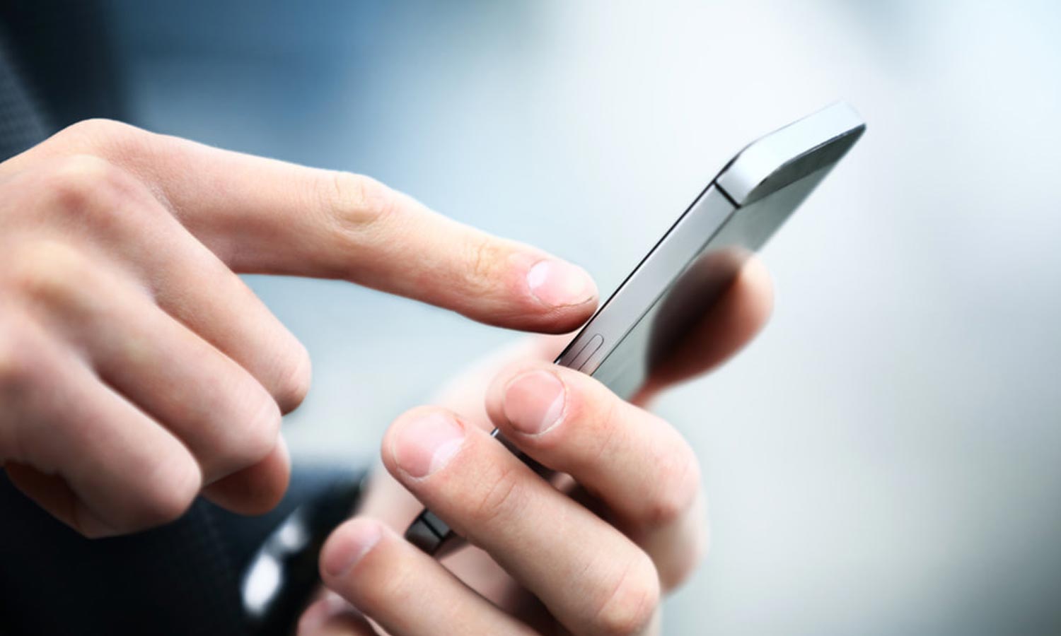 செல்போன்களில் வரும் அழைப்பை நம்பி ஏமாற வேண்டாம்- ஈரோடு மாவட்ட மக்களுக்கு சைபர் கிரைம் போலீசார் எச்சரிக்கை