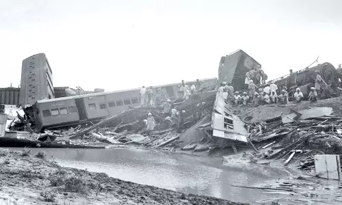 இன்று 67-ம் ஆண்டு நினைவு நாள்: 250 பேரை பலி வாங்கிய அரியலூர் ரெயில் விபத்து... ஆண்டுகள் கடந்தும் அகலாத சோகம்