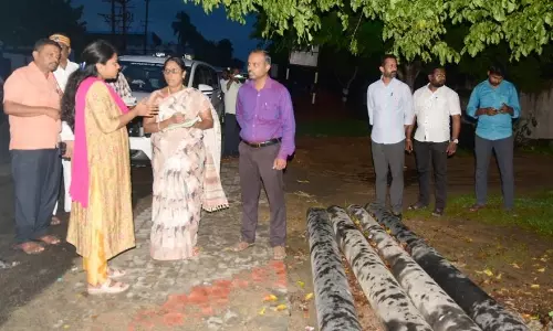 காட்டுப்புத்தூர் வாய்க்காலை தூர்வார நடவடிக்கை