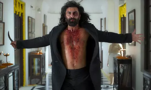 நீ உங்க அப்பா மேல வச்சிருக்கிறது பாசம் இல்ல வியாதி- அனிமல் டிரைலர்