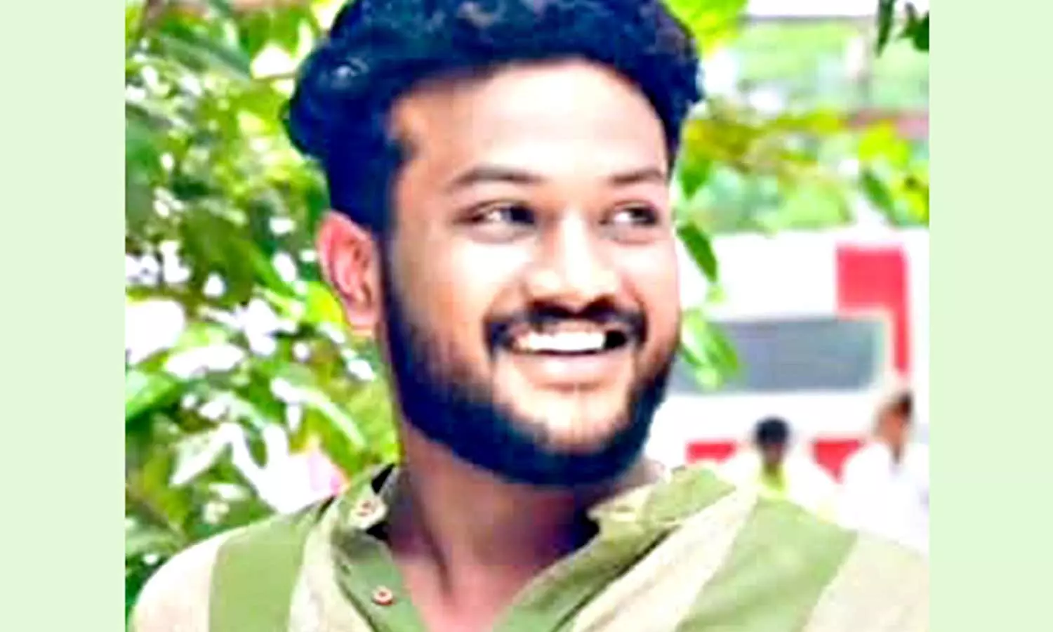 மதுரையில் ஒயின்ஷாப் பார் அருகே வாலிபர் வெட்டிக்கொலை மதுரையில் ஒயின்ஷாப் பார் அருகே வாலிபர் வெட்டிக்கொலை