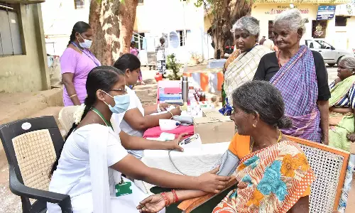 தமிழகத்தில் 1000 இடங்களில் நாளை காய்ச்சல் சிறப்பு முகாம்கள்