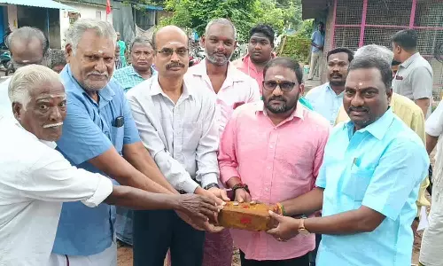 கிராம நிர்வாக அலுவலக கட்டிடம் கட்டும்பணி