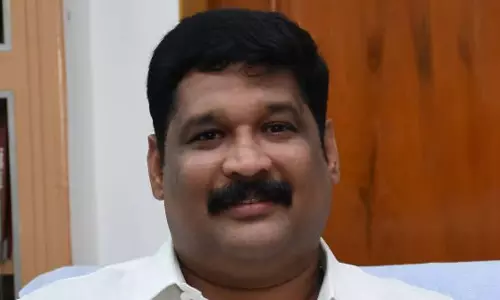 அமைச்சர் பொன்முடியின் மகன் கவுதம சிகாமணி எம்.பி. சென்னை கோர்ட்டில் ஆஜர்