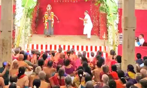 திருக்குறுங்குடி அழகிய நம்பிராயர் கோவிலில் கைசிக ஏகாதசி விழா