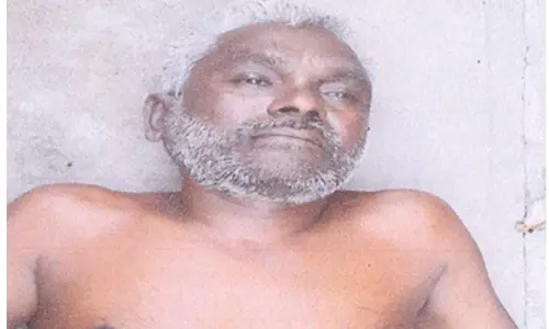 ஓடும் ரெயிலில் பயணி திடீர் சாவு