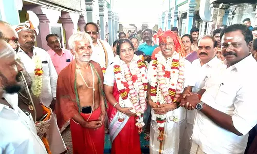 திருக்கடையூர் கோவிலில் எம்.எல்.ஏ வானதி- சீனிவாசன் தம்பதி சஷ்டியப்த பூர்த்தி