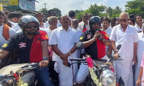 பெரம்பலூரில் தி.மு.க. பைக் பேரணிக்கு வரவேற்பு