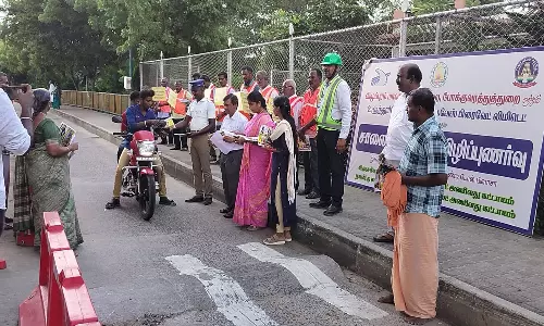 விக்கிரவாண்டியில் சாலை பாதுகாப்பு விழிப்புணர்வு நிகழ்ச்சி