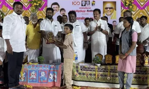 தி.மு.க. மாணவரணி சார்பில் கட்டுரை , பேச்சுப் போட்டிகள்