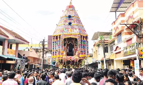 சுவாமிமலை சுவாமிநாதசாமி கோவிலில் தேரோட்டம்