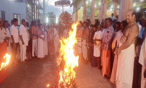 மயிலம் முருகன் கோவிலில் கார்த்திகை தீபத் திருவிழா