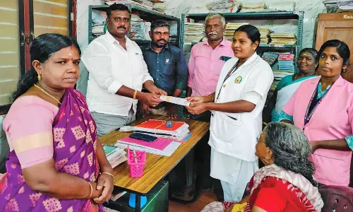 இறச்சகுளம் ஊராட்சியில் புற்றுநோய் விழிப்புணர்வு முகாம்