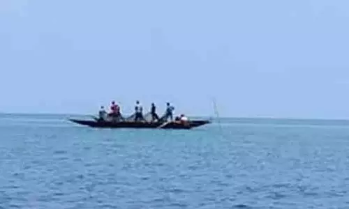 கூடங்குளம் அருகே படகில் இருந்து தவறி விழுந்த மீனவர் மாயம்