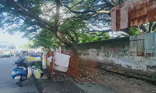 கிடப்பில் போடப்பட்ட சுதேசி மில் வாய்க்கால் பணி