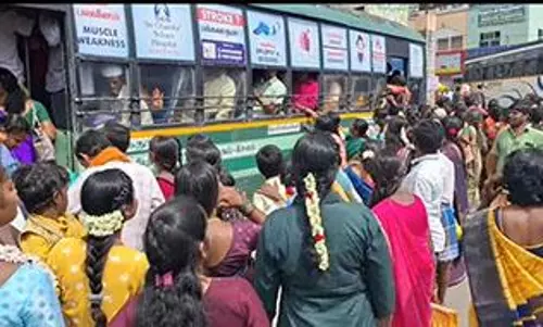 திருவண்ணாமலைக்கு செல்ல போதுமான  பஸ்கள் இல்லாததால் பயணிகள் கடும் அவதி