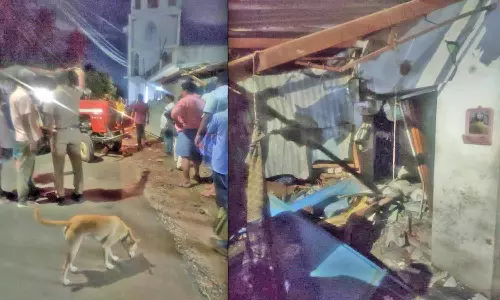 வீட்டிற்குள் புகுந்த டிராக்டர்- பெண் பலத்த காயம்