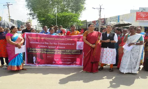 பெண் தொழிலாளர்களுக்கான விழிப்புணர்வு பிரசாரம்