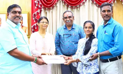 முன்னாள் ராணுவ வீரர் வாரிசுகளுக்கு கல்வி ஊக்குவிப்பு தொகை