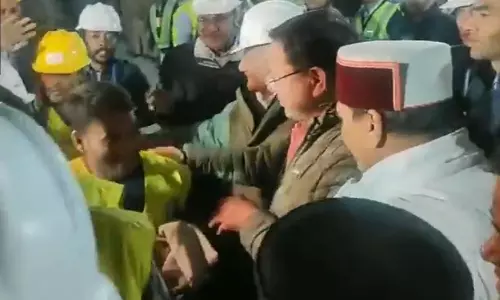 முடிவுக்கு வந்த 400 மணி நேர போராட்டம்: சுரங்கத்தில் சிக்கிய 15 தொழிலாளர்கள் மீட்பு