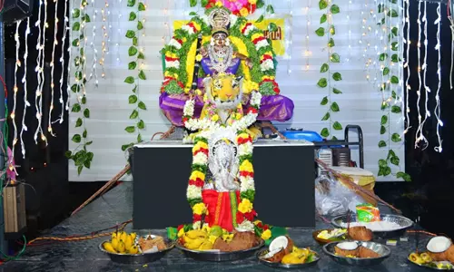 பரமத்தி வேலூர் பால அய்யப்ப சாமிக்கு சிறப்பு அபிஷேக ஆராதனை