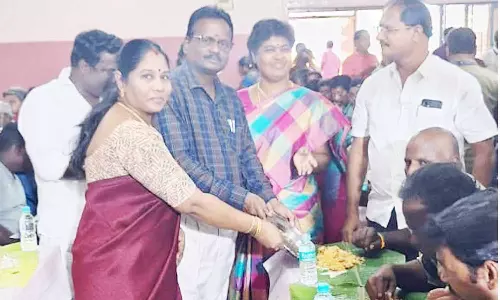 தூய்மை பணியாளர்களுக்கு விருந்து