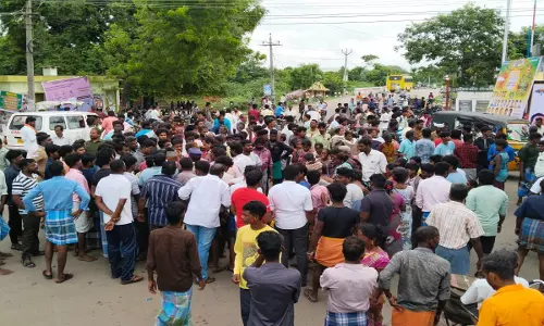 மலட்டாறு வாய்க்காலில் மூதாட்டி பிணம்சாலை மறியல் - போலீஸ் நிலையம் முற்றுகை