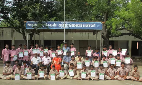 இளம்பிள்ளை அரசு பள்ளி மாணவர்கள் அசத்தல்