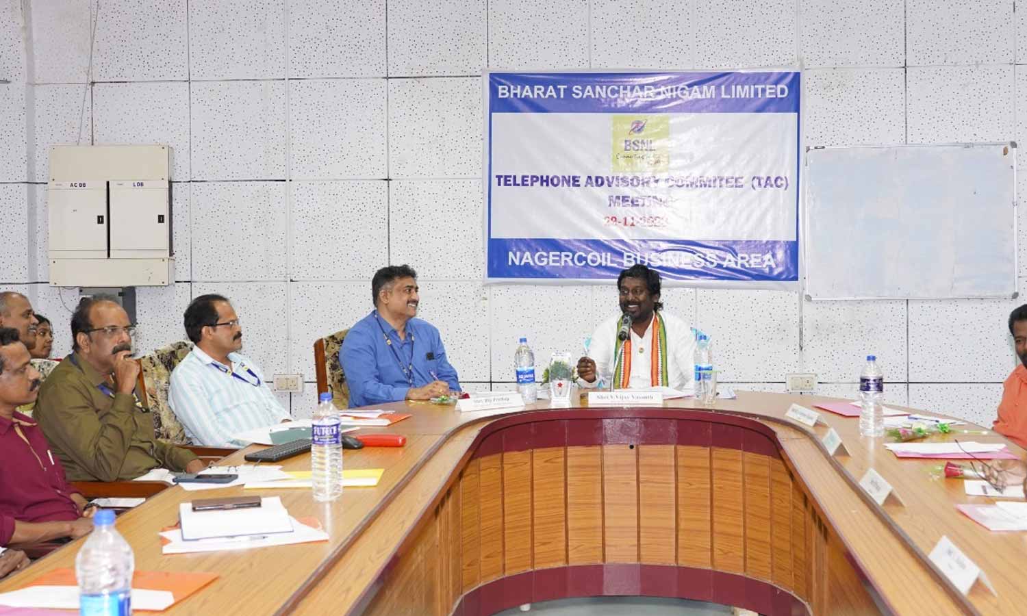 பி.எஸ்.என்.எல். தொழில்நுட்ப ஆலோசனை குழு கூட்டத்தில் பங்கேற்ற விஜய் வசந்த்