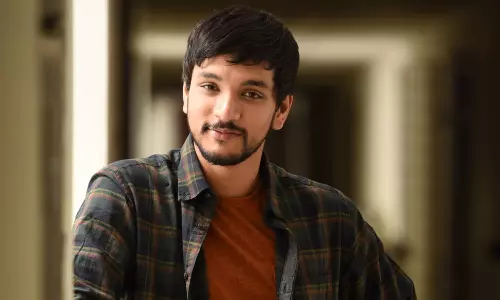 பார்க்கிங் பார்த்தேன் - கவுதம் கார்த்திக் நெகிழ்ச்சி