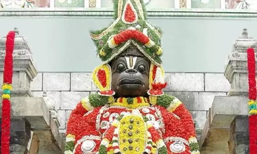 நாமக்கல் ஆஞ்சநேயர் சாமிக்கு வடைமாலை, அபிஷேக முன்பதிவு