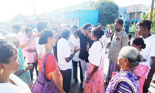 பொதுமக்கள் சாலை மறியல்