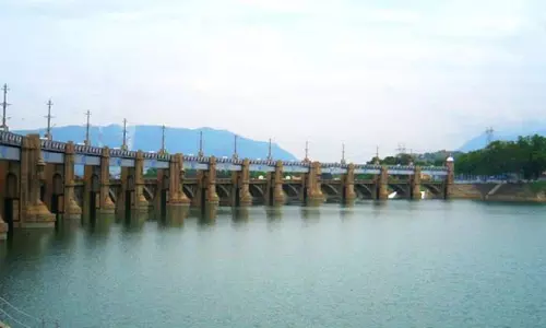 மேட்டூர் அணைக்கு நீர்வரத்து 3 ஆயிரம் கன அடியாக சரிவு