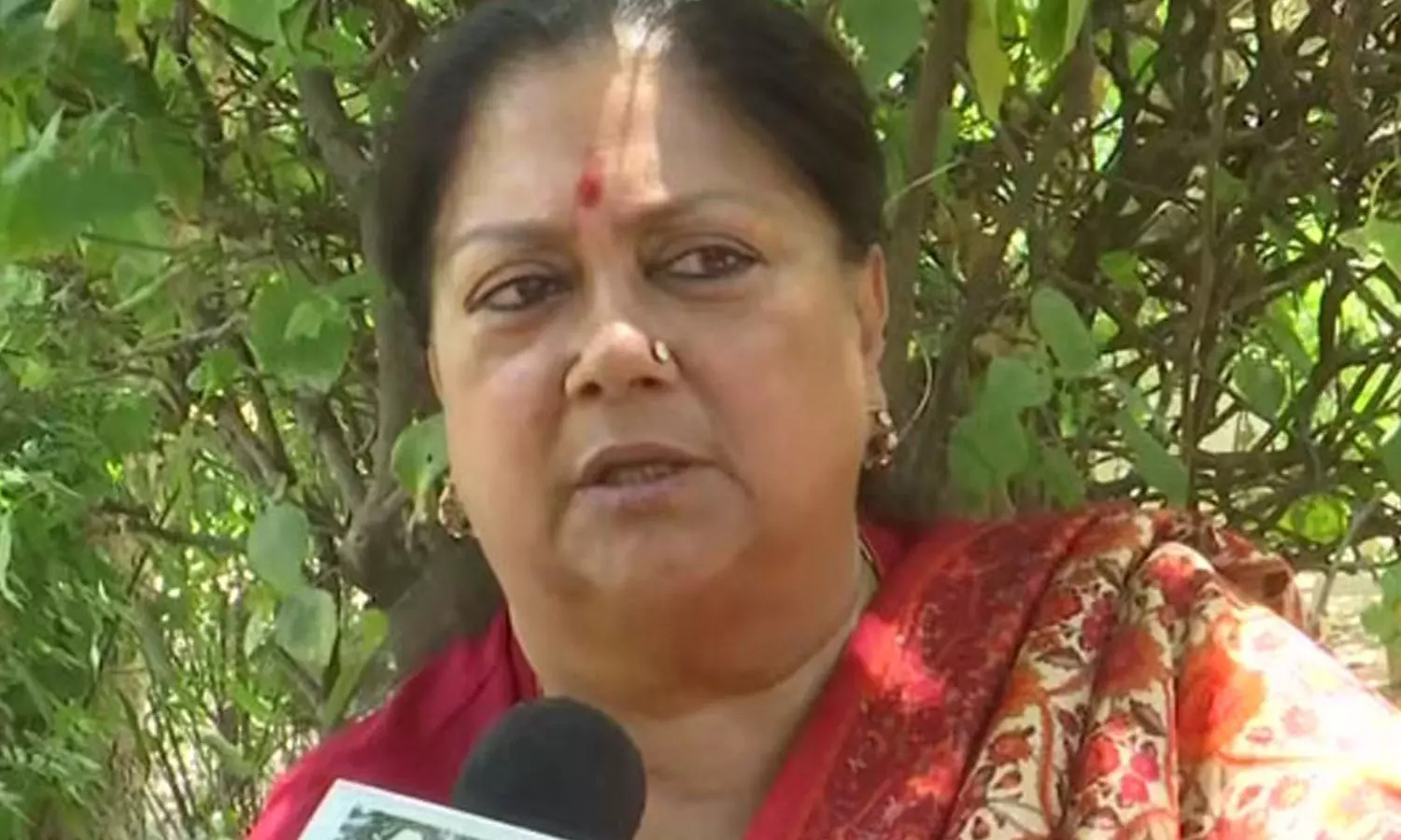 ராஜஸ்தானின் முன்னாள் முதல் மந்திரியும், பா.ஜ.க.... ... ம.பி., ராஜஸ்தான், சத்தீஸ்கரில் பாஜக ஆட்சி- தெலுங்கானாவில் காங்கிரஸ் ஆட்சி: லைவ் அப்டேட்ஸ் ராஜஸ்தானின் முன்னாள் முதல் மந்திரியும், பா.ஜ.க.... ... ம.பி., ராஜஸ்தான், சத்தீஸ்கரில் பாஜக ஆட்சி- தெலுங்கானாவில் காங்கிரஸ் ஆட்சி: லைவ் அப்டேட்ஸ்