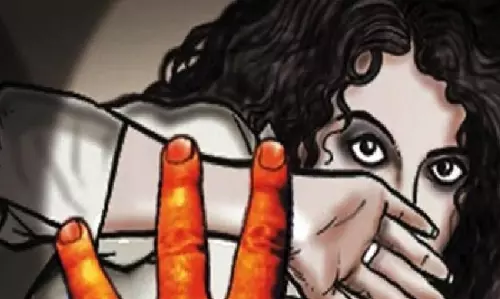 தியாகதுருகம் அருகே  பள்ளி மாணவி பாலியல் பலாத்காரம்: வாலிபர் மீது போக்சோ சட்டத்தில் வழக்குப்பதிவு