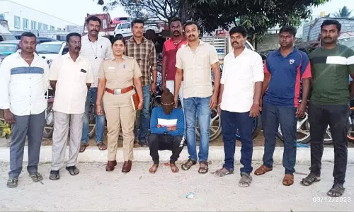 தனி ஒருவனாக 52 இருசக்கர வாகனங்களை திருடிய திருடன்