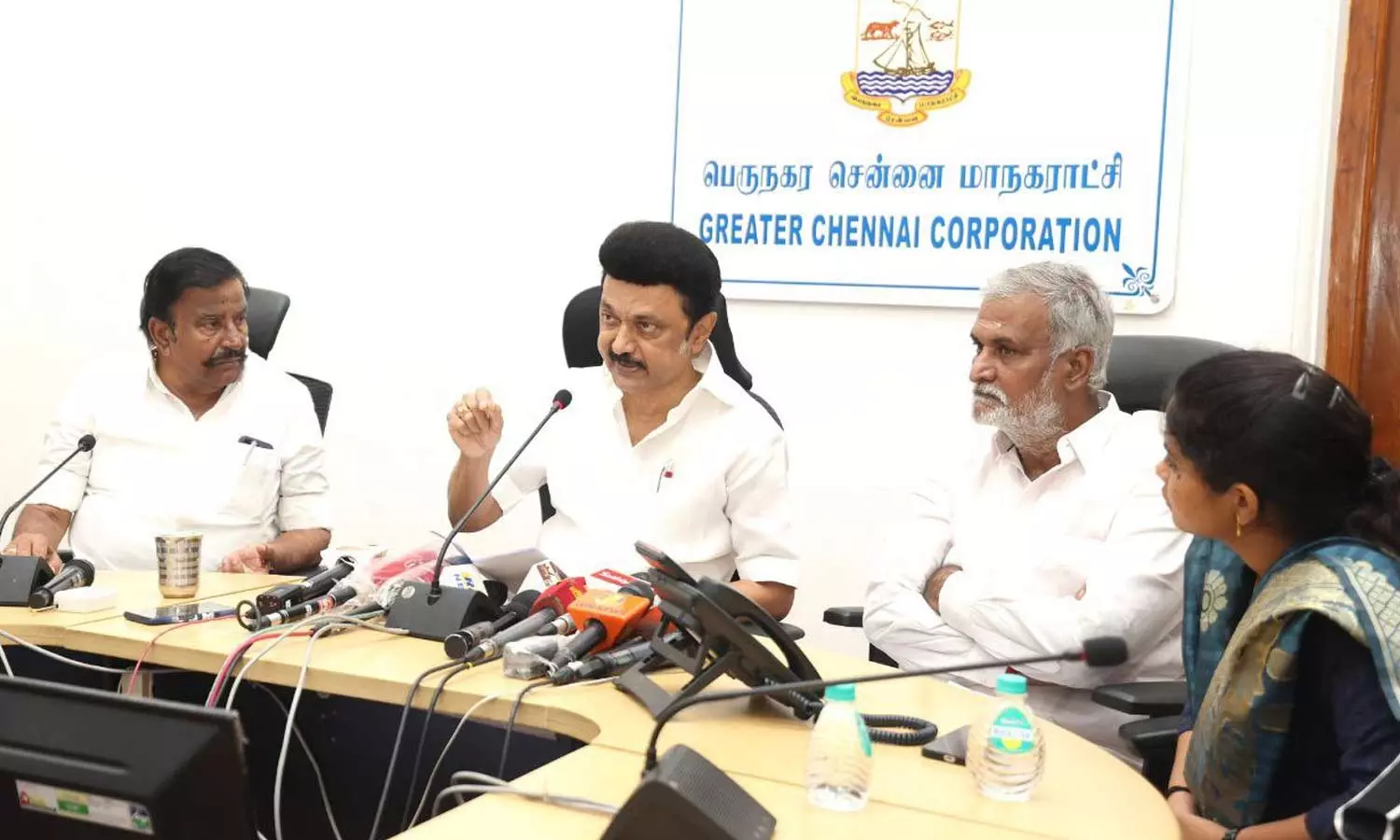 4 ஆயிரம் கோடியில் வடிகால் பணிகள் நடந்ததால்தான் சென்னை தப்பியது- முதலமைச்சர் ஸ்டாலின் 4 ஆயிரம் கோடியில் வடிகால் பணிகள் நடந்ததால்தான் சென்னை தப்பியது- முதலமைச்சர் ஸ்டாலின்