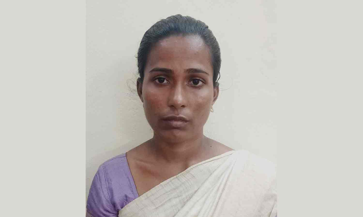 திருமண வீட்டில் நகைகளை திருடிய 'பியூட்டிஷியன்' கைது