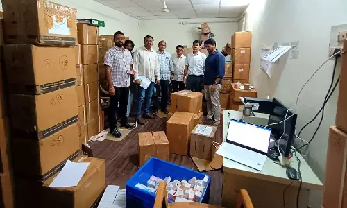 ஐதராபாத்தில் ரூ.4.3 கோடி மதிப்பிலான போலி புற்றுநோய் மருந்துகள் பறிமுதல்