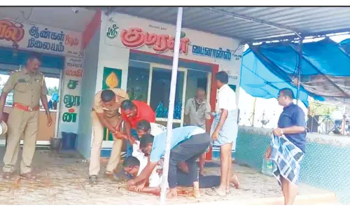 போச்சம்பள்ளியில் பணமோசடி:தற்கொலைக்கு முயன்ற பைனான்ஸ் உரிமையாளர் மீது வழக்கு