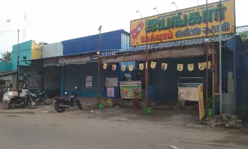 58-ம் கால்வாயில் தண்ணீர் திறக்க கோரி கடையடைப்பு போராட்டம்