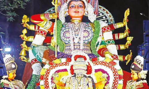 ஸ்ரீகாளஹஸ்தியில் ஏழு கங்கையம்மன் கோவில் திருவிழா கோலாகலம்