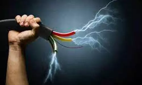 ஆந்திரா போலீஸ் நிலையத்தில் வாலிபரின் காது, மூக்கில் மின்சாரம் பாய்ச்சி சித்ரவதை